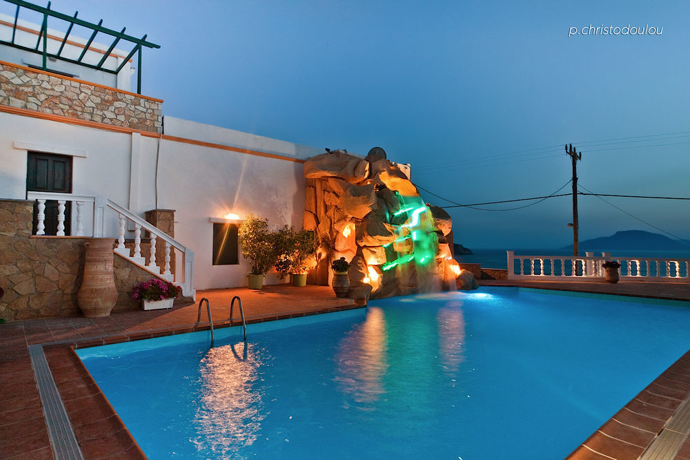 Finiki View Hotel Apartments エクステリア 写真